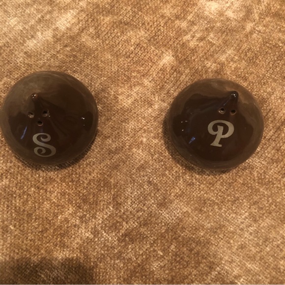 Hershey Kitchen Vintage Hershey Kisses Salt And Pepper Shakers Hersheys Park Unique